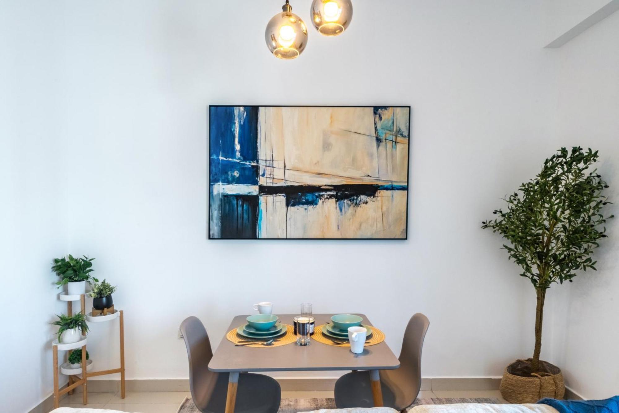 Apartment Shoresinn - Stunning 1br With Marina View