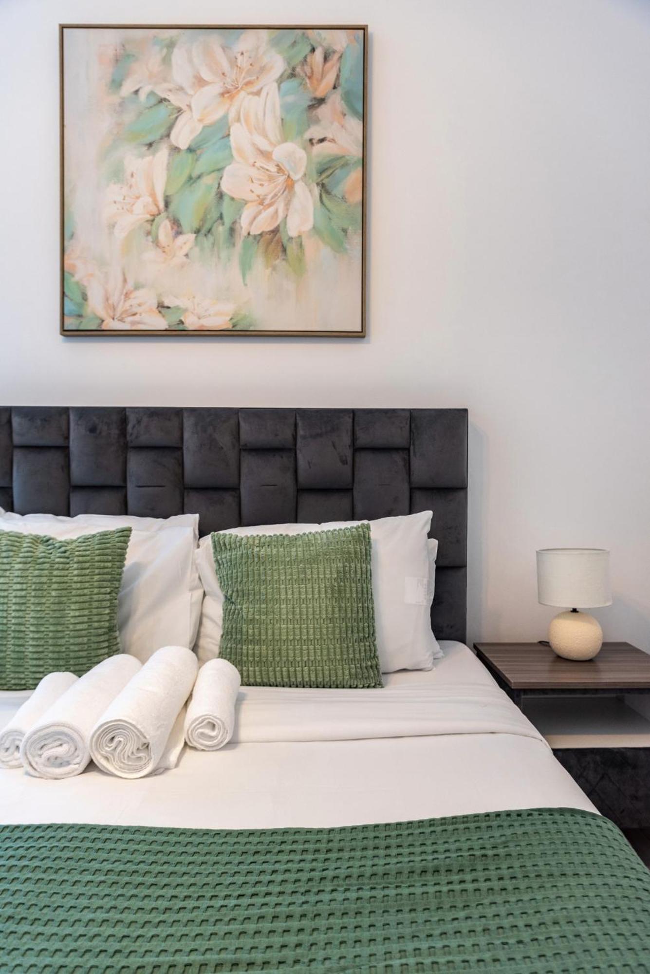 Shoresinn - Stunning 1br With Marina View Apartment Dubai